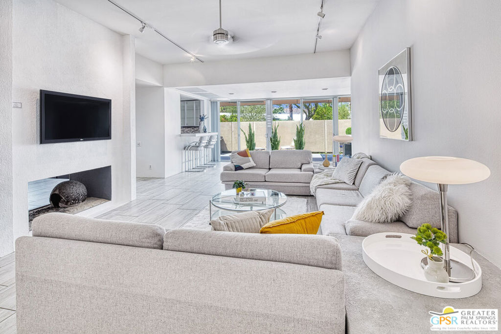 70120 Frank Sinatra Drive