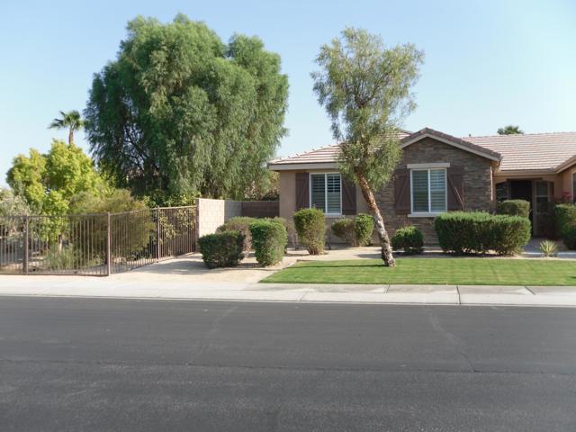 81917 Villa Palazzo, Indio CA: https://media.crmls.org/mediaz/cb646b90-851c-4a38-a1bb-9557233264b2.jpg