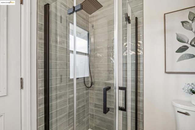 32 Pacer Pl., Walnut Creek CA: https://media.crmls.org/mediaz/cb65b500-9dbb-47ac-9de3-dc73f1f8155f.jpg