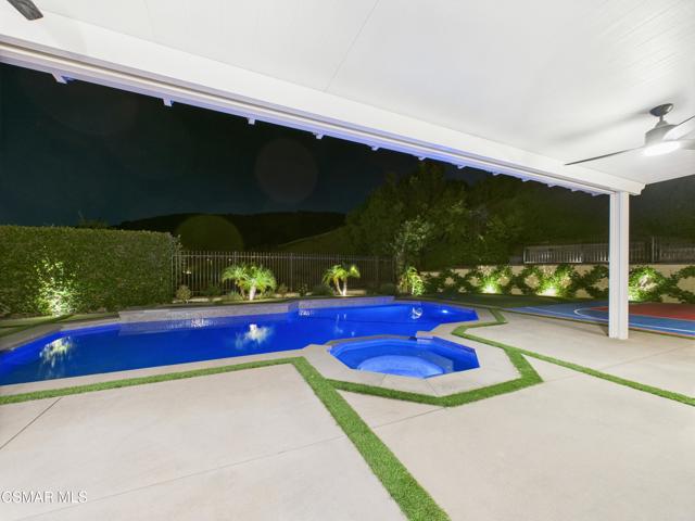 29650 Kimberly Drive, Agoura Hills CA: https://media.crmls.org/mediaz/cb66a8aa-4f40-4557-9171-0b33e74f9ce1.jpg