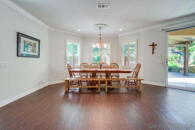 908 Hydra Ct, San Marcos CA: https://media.crmls.org/mediaz/cb679a01-f98a-48d3-a361-8bb5f6b21abc.jpg