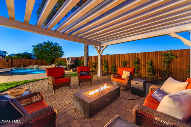 2763 Michael Drive, Newbury Park CA: https://media.crmls.org/mediaz/cb67a145-aef3-459e-afcb-8f34e47aebfd.jpg