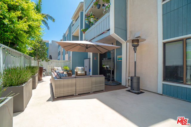 2 Bed Home for Sale in Los Angeles, California