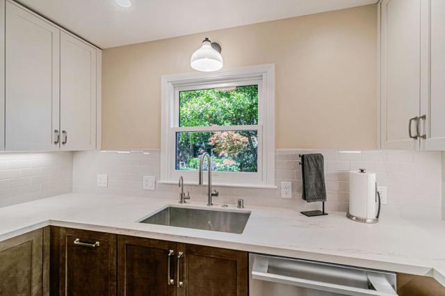 Image 21 of 90 For 130 17th Street