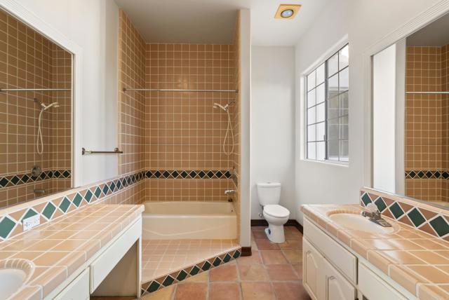 Detail Gallery Image 28 of 53 For 28889 Anderson Ct, Escondido,  CA 92026 - 4 Beds | 4 Baths