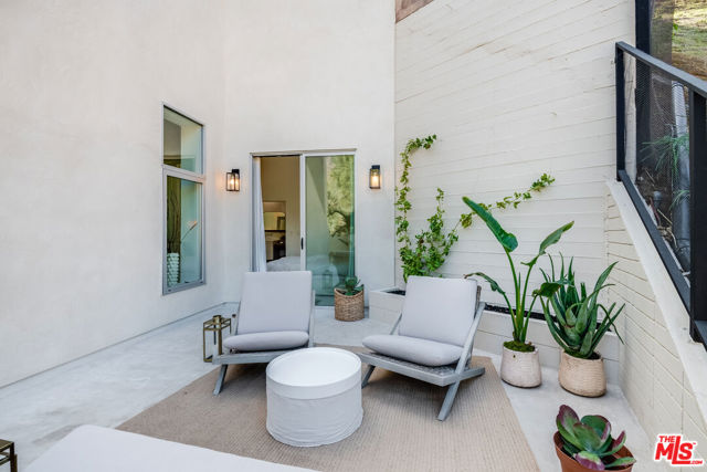 2407 San Marco Drive, Los Angeles CA: https://media.crmls.org/mediaz/cb6a2004-bee6-4dc8-b5c9-494d9582bd36.jpg
