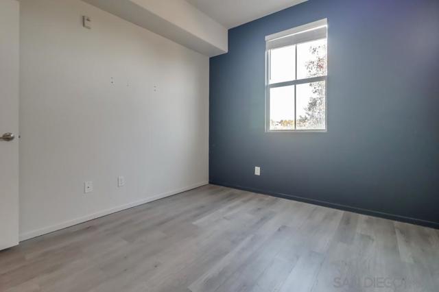 1875 Baudouin Pl, Chula Vista CA: https://media.crmls.org/mediaz/cb6c7b39-80b8-4c97-8ab4-fe43941d37e9.jpg