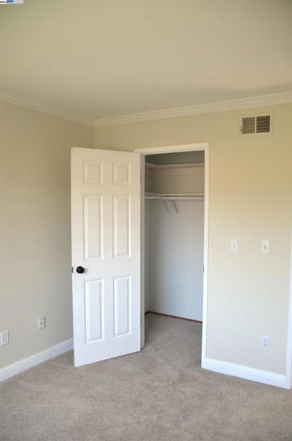 1626 Harlan Dr, Danville CA: https://media.crmls.org/mediaz/cb6c8359-0174-4cde-8400-e117d9f542e5.jpg
