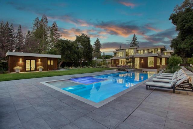 88 Tuscaloosa Avenue, Atherton CA: https://media.crmls.org/mediaz/cb6dedc9-dafb-4e7c-a9d7-9c0447196f23.jpg