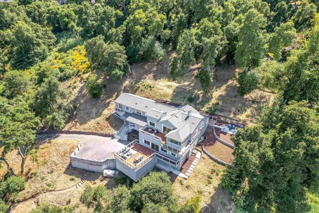 102 Castlewood Dr, Pleasanton CA: https://media.crmls.org/mediaz/cb6e6af2-353f-4a08-89bf-1c5b66873bae.jpg