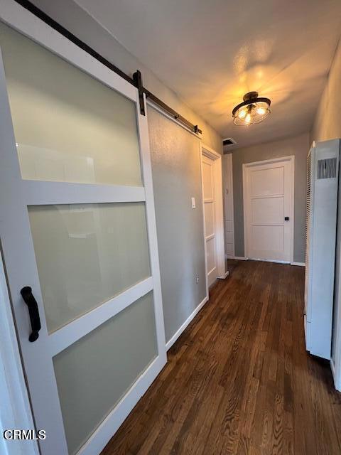 2456 Katherine Avenue, Ventura CA: https://media.crmls.org/mediaz/cb6f6efd-34ac-48d0-8e9b-19abf819d806.jpg