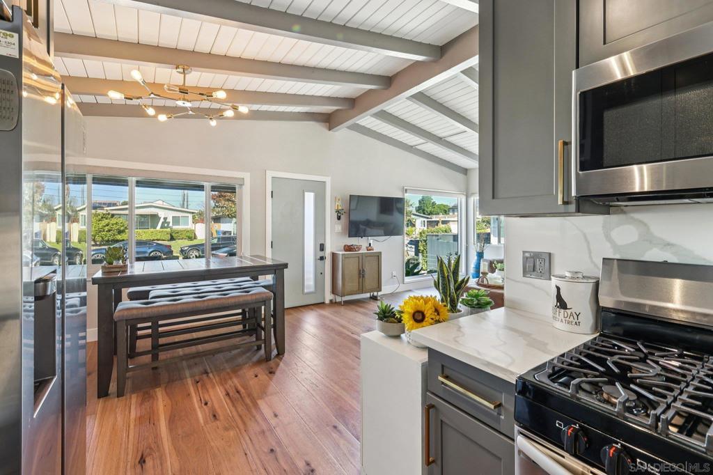 MLS #250045034SD image #18