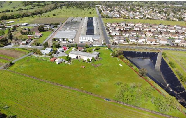 1090 Peebles Avenue, Morgan Hill CA: https://media.crmls.org/mediaz/cb70539a-eb2b-41a1-873c-4e2e3c508d28.jpg