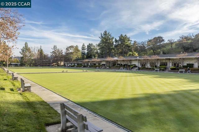 4217 Terra Granada Dr, Walnut Creek CA: https://media.crmls.org/mediaz/cb71357c-706b-4437-a6b6-6f0665bb6ba0.jpg