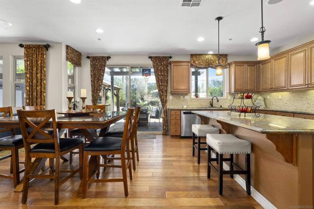7787 Britt Pl, Santee CA: https://media.crmls.org/mediaz/cb7177bb-a0b8-4fcc-b554-c36369657bf2.jpg