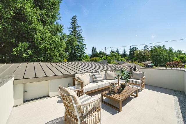 502 Palm Avenue, Los Altos CA: https://media.crmls.org/mediaz/cb71ce2a-541f-48e5-b178-1b732f657982.jpg