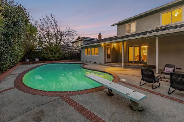 2357 Walden Square, San Jose CA: https://media.crmls.org/mediaz/cb7252c3-2186-44e7-9f27-c03b417984ee.jpg