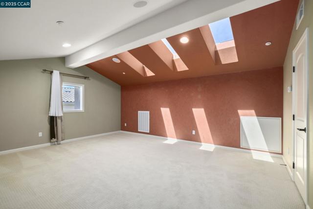 4650 Rimini Ct, Dublin CA: https://media.crmls.org/mediaz/cb72cb21-fbbc-480d-b88d-7264dc7aa69a.jpg