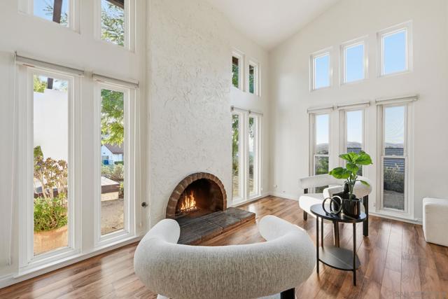 17570 Montero Rd, San Diego CA: https://media.crmls.org/mediaz/cb7316dc-ecbf-409e-9a8f-742b382bf27d.jpg