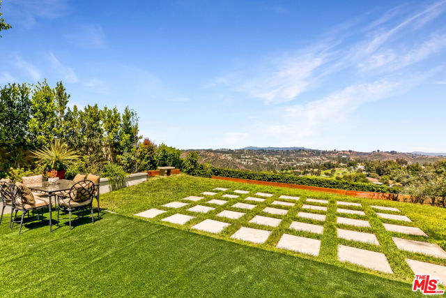 Drew Fenton | 2322 Canyonback Road Los Angeles CA | MLS: 7257980