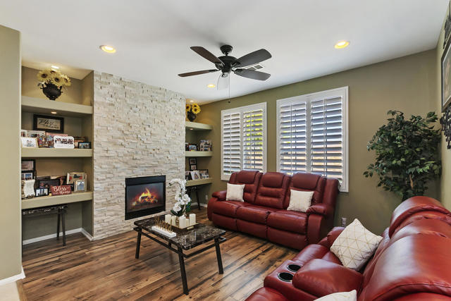 012_Living Room