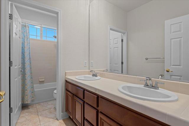 2316 Club Drive, Gilroy CA: https://media.crmls.org/mediaz/cb755b2e-3378-448e-b19f-cc2c480369bc.jpg