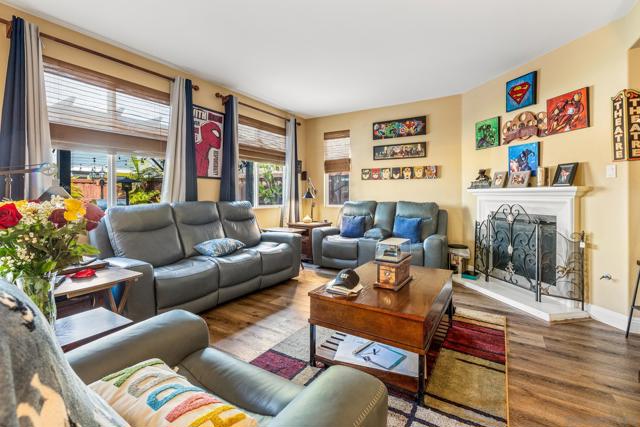 1299 Bellingham, Oceanside CA: https://media.crmls.org/mediaz/cb7606d2-43f3-4533-9a21-018f12f91103.jpg