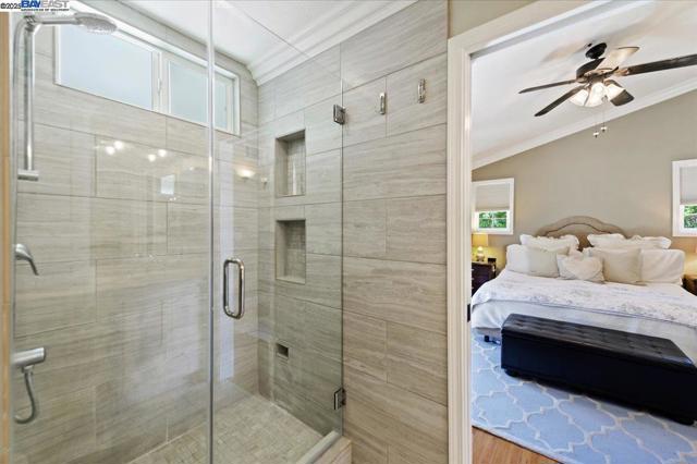 335 Beverly St, Livermore CA: https://media.crmls.org/mediaz/cb774134-c45e-4bbb-80b0-52cd783de74f.jpg