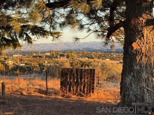 Image 57 of 74 For 2513 Tecate Divide Rd