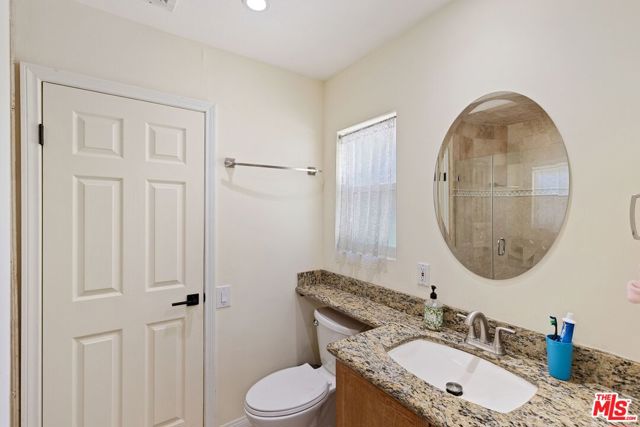 7130 Gateshead Way, West Hills CA: https://media.crmls.org/mediaz/cb77ef1c-18dc-42b7-894e-e99e375272be.jpg