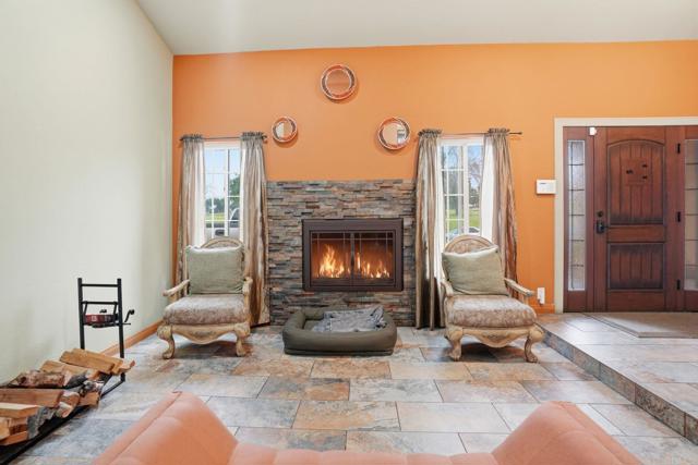 Detail Gallery Image 6 of 51 For 764 Firethorn St, San Diego,  CA 92154 - 5 Beds | 2/1 Baths