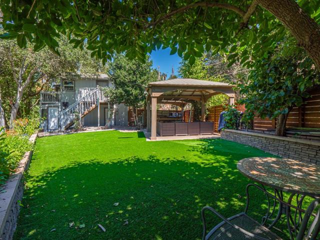 507 Market Street, Santa Cruz CA: https://media.crmls.org/mediaz/cb79d3b5-8801-49d9-8146-6baf684d9a36.jpg