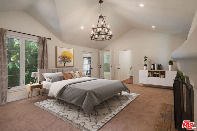 333 Virginia Avenue, Pasadena CA: https://media.crmls.org/mediaz/cb7a9a05-a915-44cb-817f-0cf31b300320.jpg