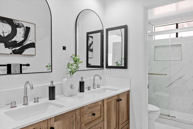 Front Image Thumbnail for CRPTP2602697