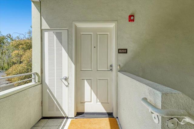 224 Laurel, Santa Cruz CA: https://media.crmls.org/mediaz/cb7b536c-f6a9-4537-ab52-b5d9044cd5c3.jpg