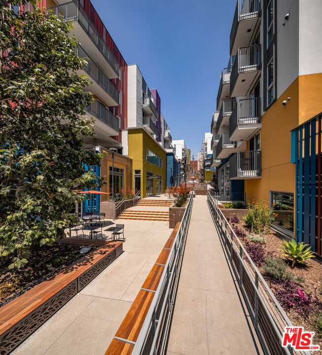 MLS #25619935 image #9