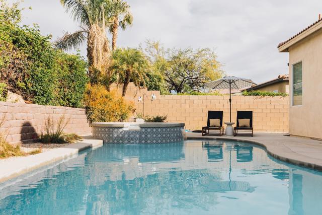 79846 Amora Drive, La Quinta CA: https://media.crmls.org/mediaz/cb7be909-4389-47c5-9924-a40d9ab347f6.jpg