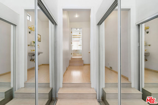 4730 Asteria Street, Torrance CA: https://media.crmls.org/mediaz/cb7dbb08-a837-4ab1-9338-c20a47f8c10b.jpg