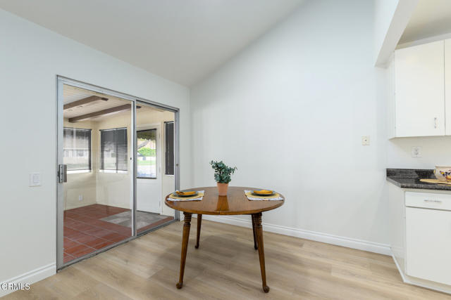 Detail Gallery Image 15 of 37 For 24121 Village 24, Camarillo,  CA 93012 - 2 Beds | 2 Baths