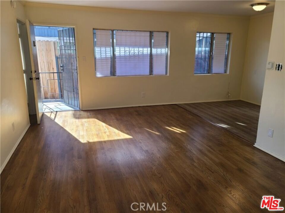 MLS #25544803 img 12