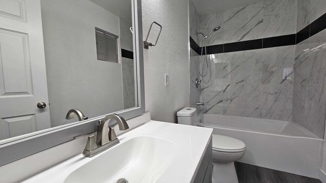 68520 Hermosillo Road, Cathedral City CA: https://media.crmls.org/mediaz/cb7ed481-401d-4237-a420-70f3394c8a61.jpg