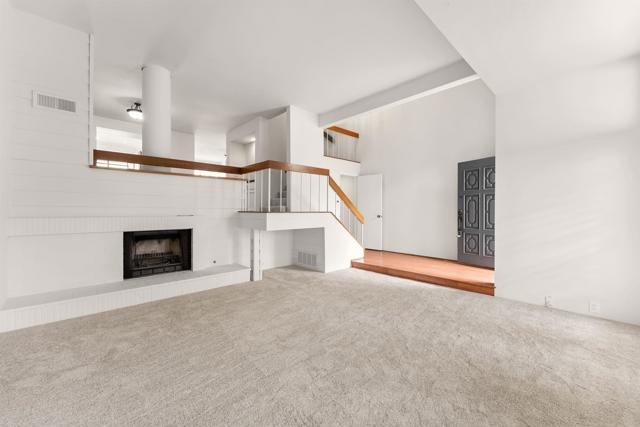 Detail Gallery Image 3 of 25 For 3115 Morning Way, La Jolla,  CA 92037 - 3 Beds | 2/1 Baths