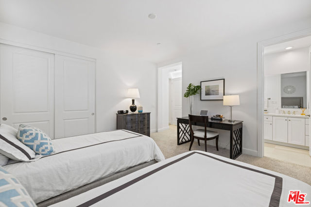 20162 W Cromwell Way, Porter Ranch CA: https://media.crmls.org/mediaz/cb7f7b68-9a7f-47e9-9bcd-29063c2dffa8.jpg