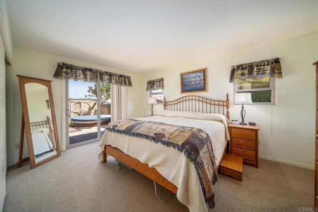 905 Discovery Street, San Marcos CA: https://media.crmls.org/mediaz/cb80520b-7304-4306-8eec-63c563a91d85.jpg