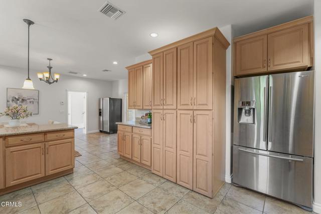 Detail Gallery Image 7 of 32 For 1842 Sinaloa Ave, Pasadena,  CA 91104 - 5 Beds | 3/1 Baths