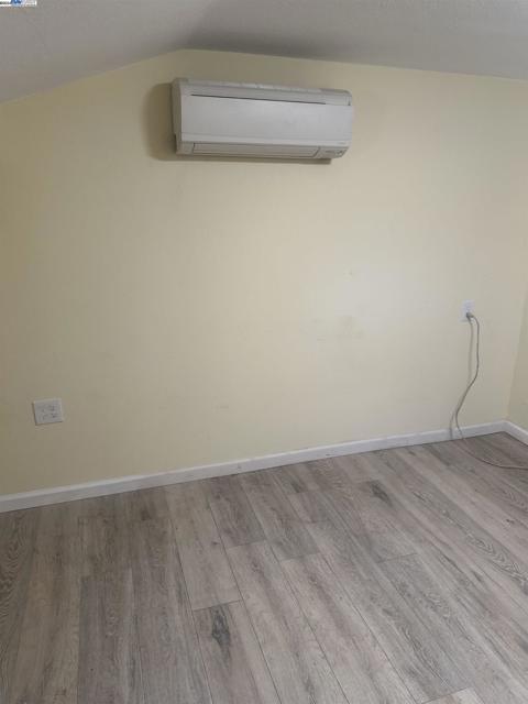Image 23 of 29 For 490 Gobbi St