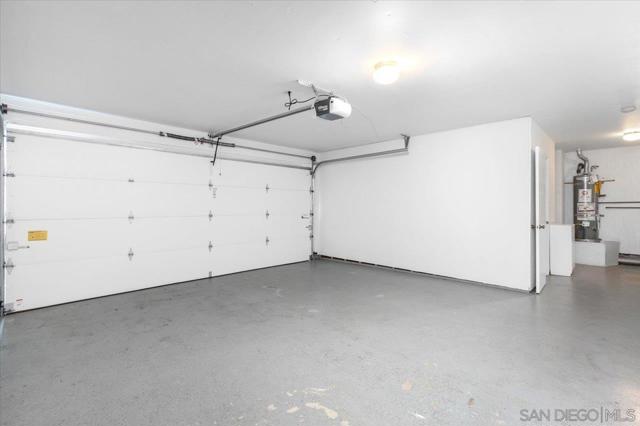 815 Boyle Ave, Escondido CA: https://media.crmls.org/mediaz/cb811ef1-cb3e-40e6-a28f-1e68efe5440d.jpg