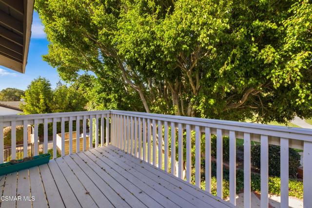 6945 Via Alba, Camarillo CA: https://media.crmls.org/mediaz/cb8189db-d22d-4261-8b9d-1386dcb481b4.jpg