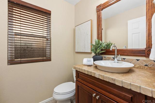Detail Gallery Image 23 of 43 For 1715 Landing Dr, Vista,  CA 92081 - 3 Beds | 2/1 Baths