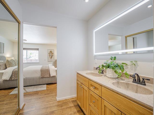 20150 Tarawild Court, Prunedale CA: https://media.crmls.org/mediaz/cb823c63-3457-44e3-8561-d05d2ca971cb.jpg